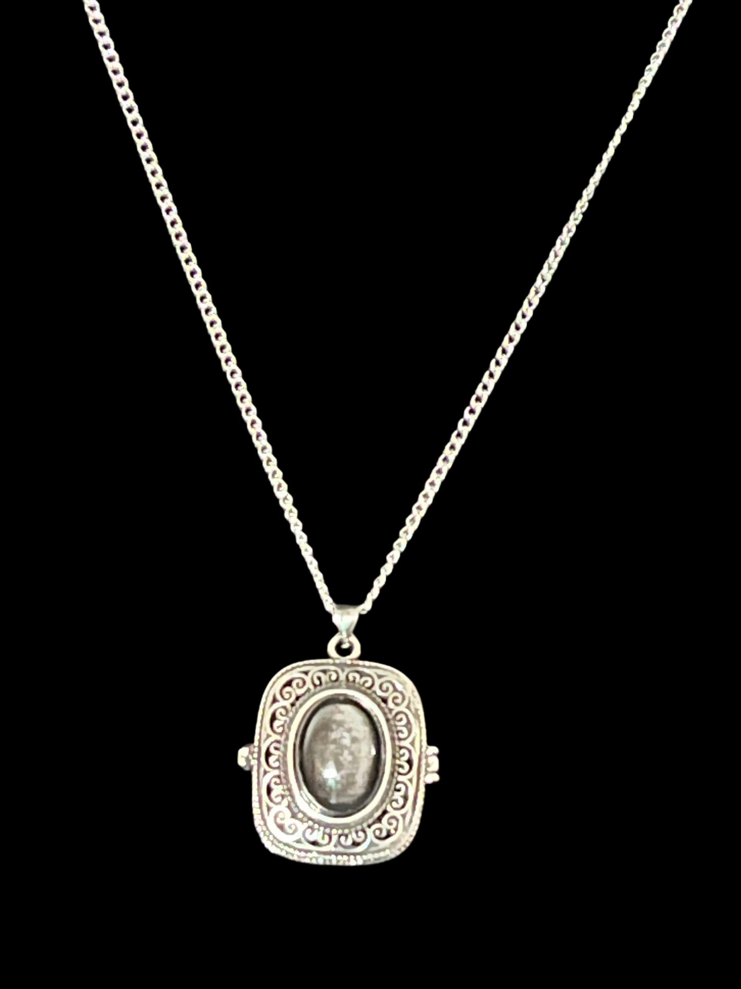 Necklace Silver obsidian locket