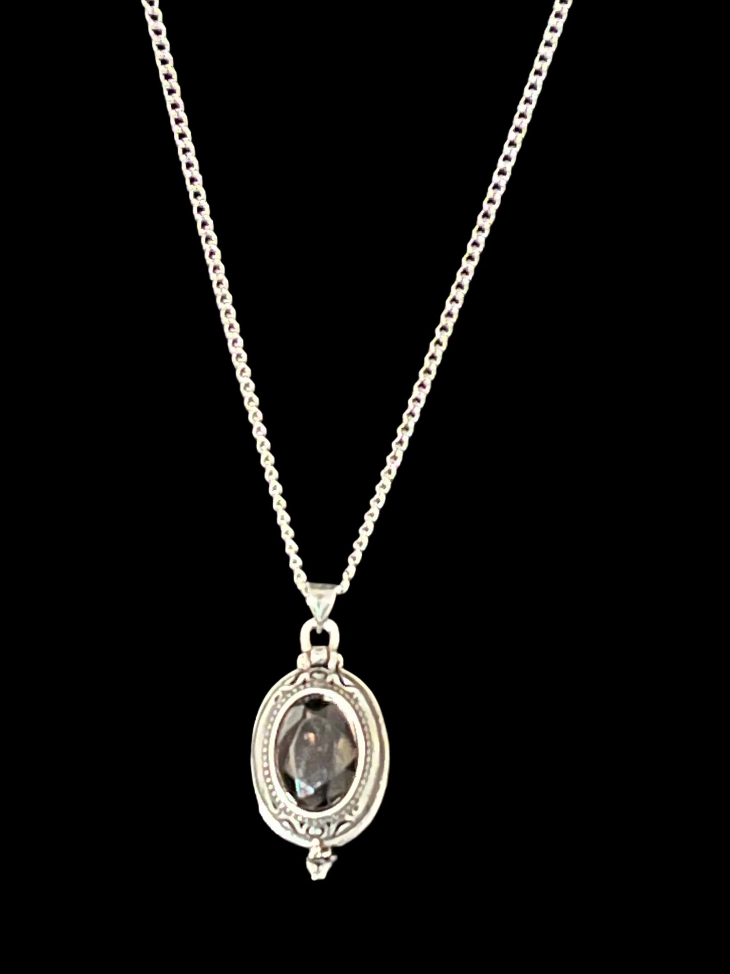 Necklace Smokey quartz locket