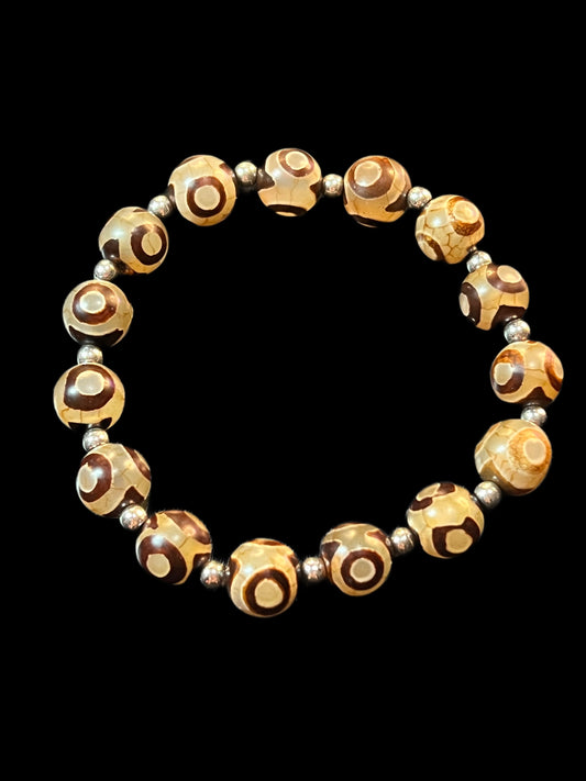 Dzi Agate 10mm bracelet